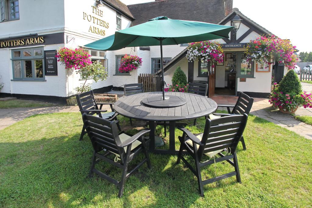 The Potters Arms Amersham Exterior foto